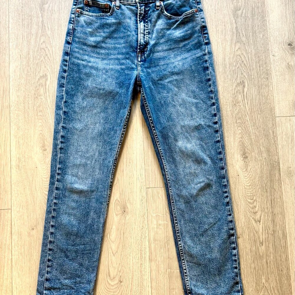 GAP Cigarette Jeans Women’s Size 8/29 – Classic Fit